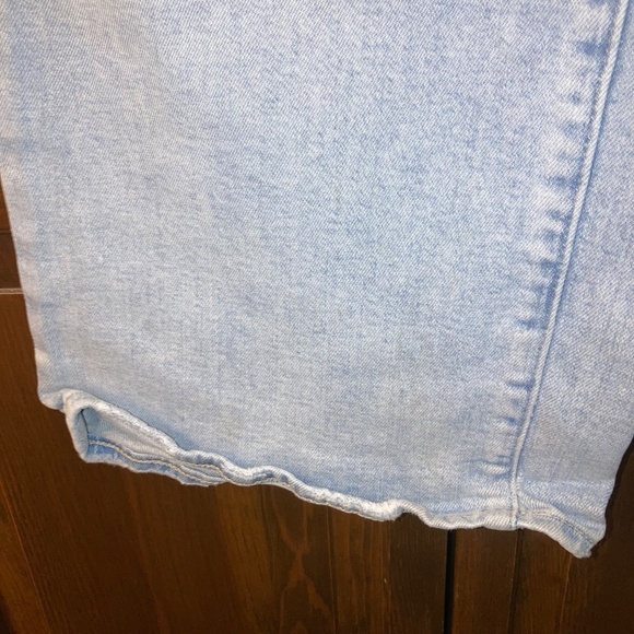 Gap Light Wash Trouser Style High Rise Denim Jeans Size 8 Petite - Picture 3 of 8